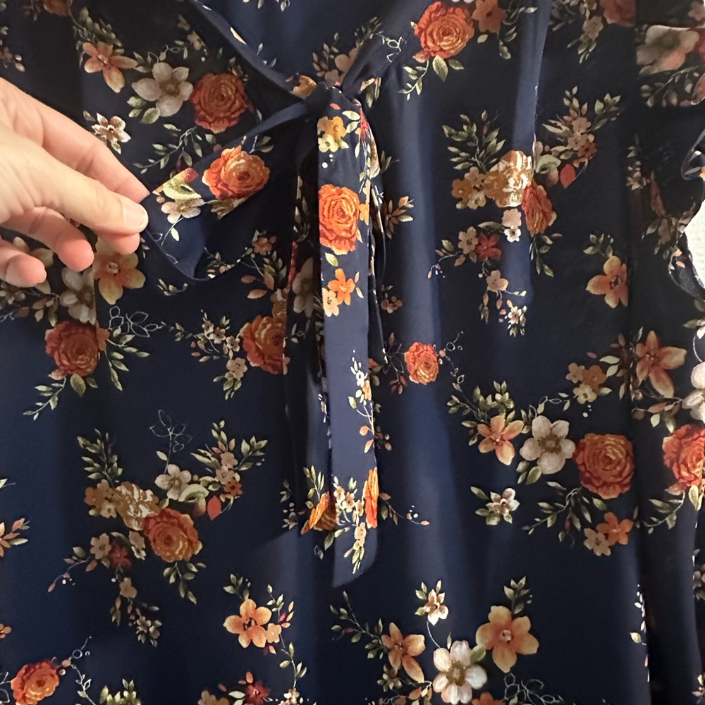 Sweet Rain Sleeveless Floral Top - Picture 3 of 7